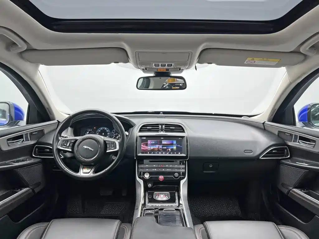 Jaguar XEL — миниатюра 20