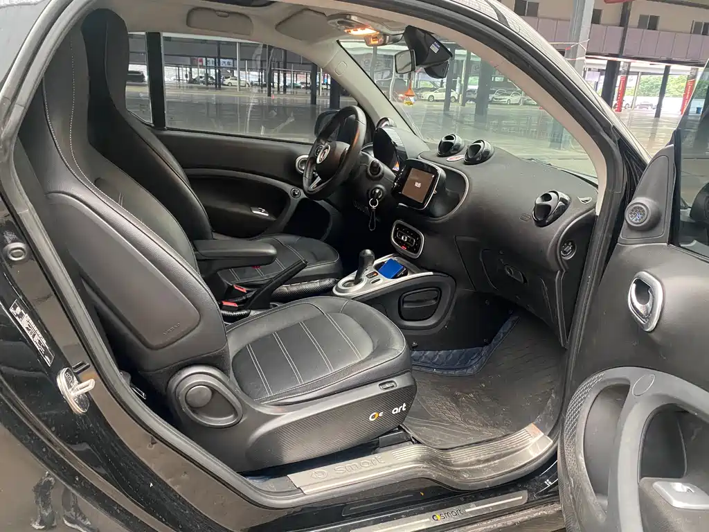smart Smart Fortwo — миниатюра 5