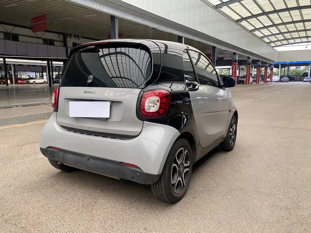 smart Smart Fortwo — миниатюра 6
