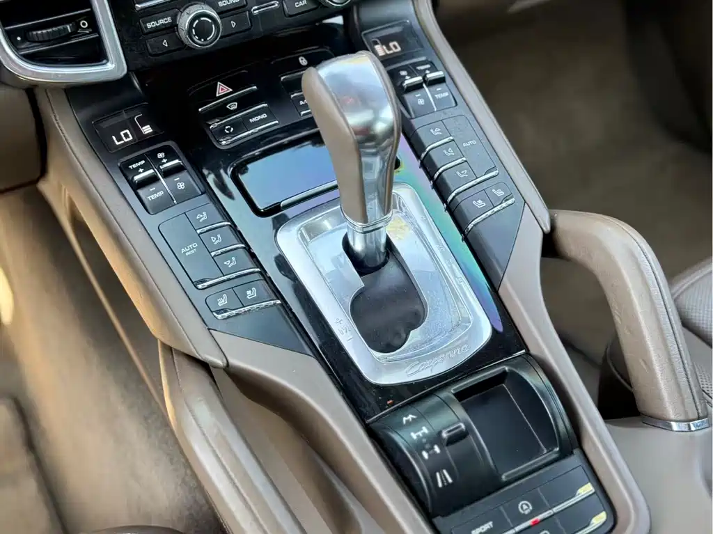 Porsche Cayenne 2012 3.6L