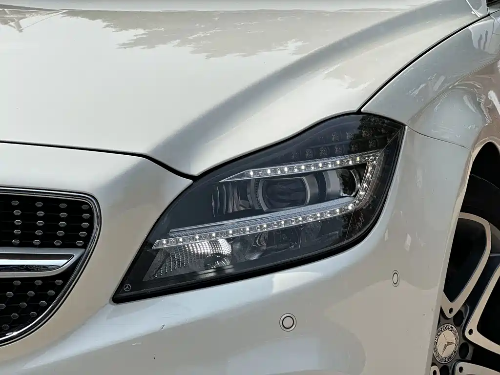 Mercedes-Benz CLS — миниатюра 26