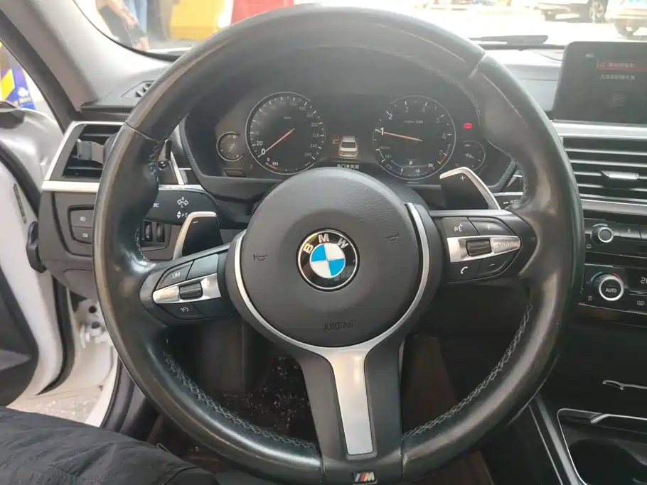 BMW 3 Series — миниатюра 15