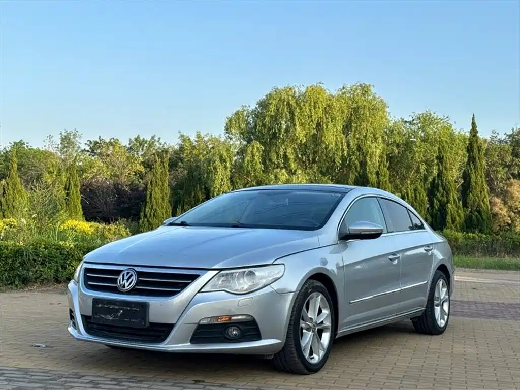 Volkswagen CC 2011