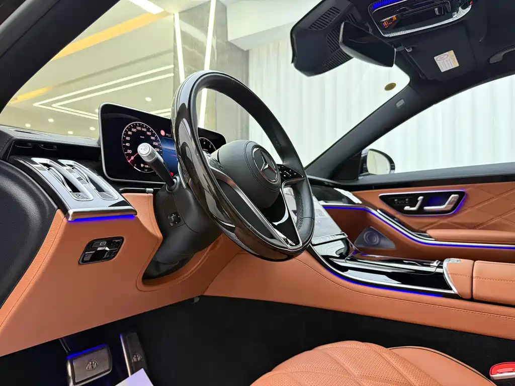Mercedes-Benz S-Class — миниатюра 5