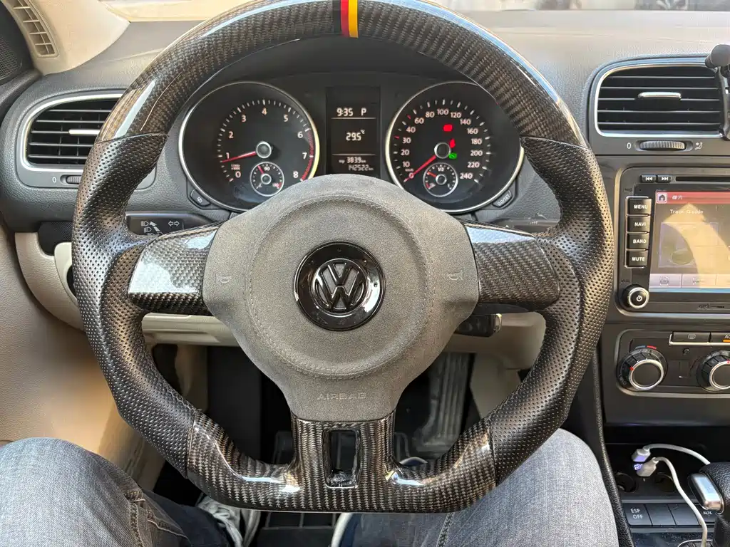 Volkswagen Golf — миниатюра 10