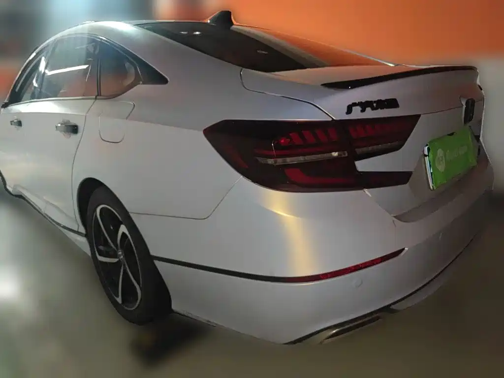 Honda Accord — миниатюра 24