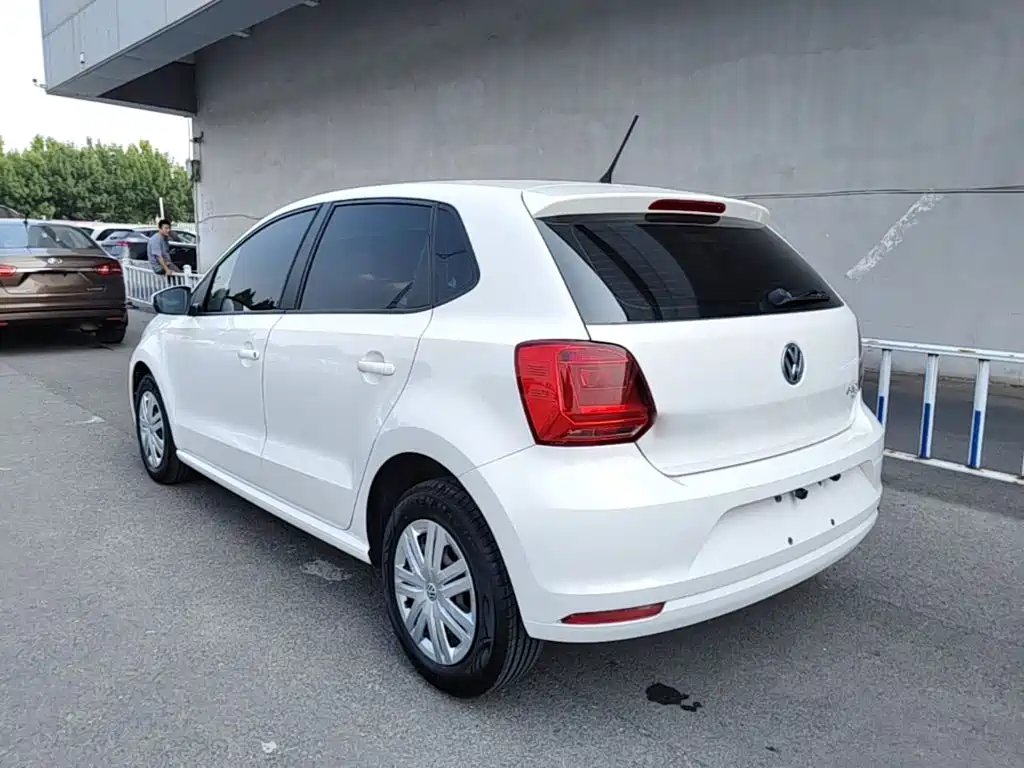 Volkswagen Polo — миниатюра 5