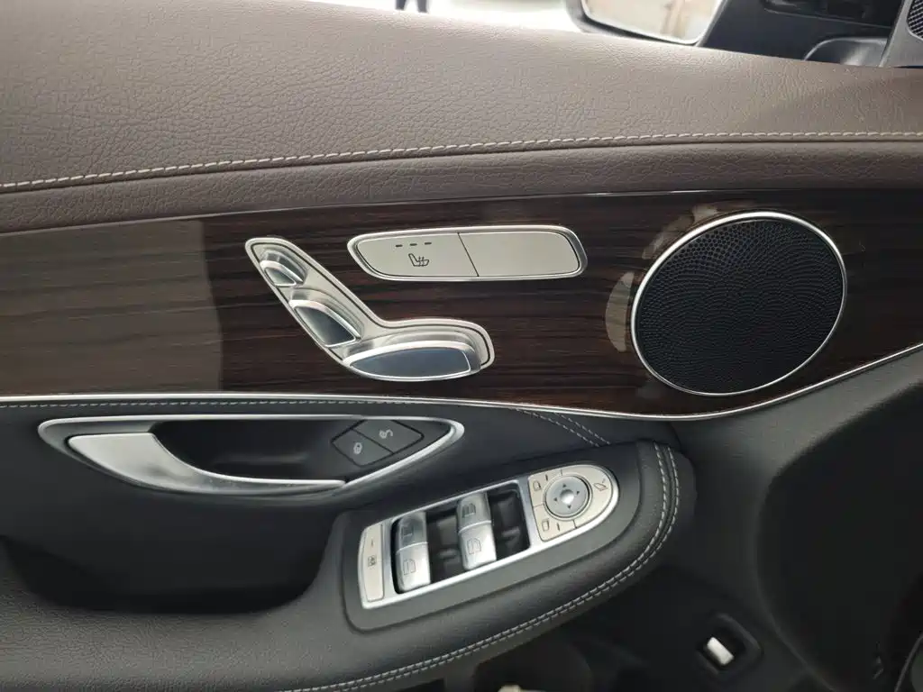 Mercedes-Benz GLC — миниатюра 14