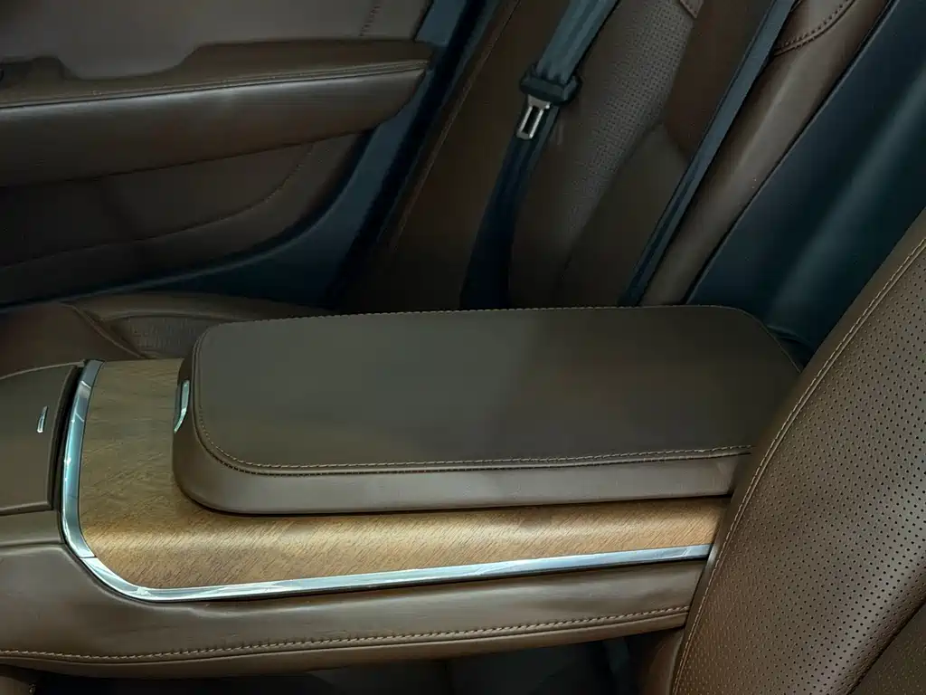 Volvo S90 — миниатюра 17