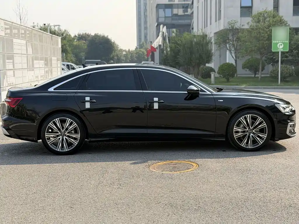 Audi A6L — миниатюра 10