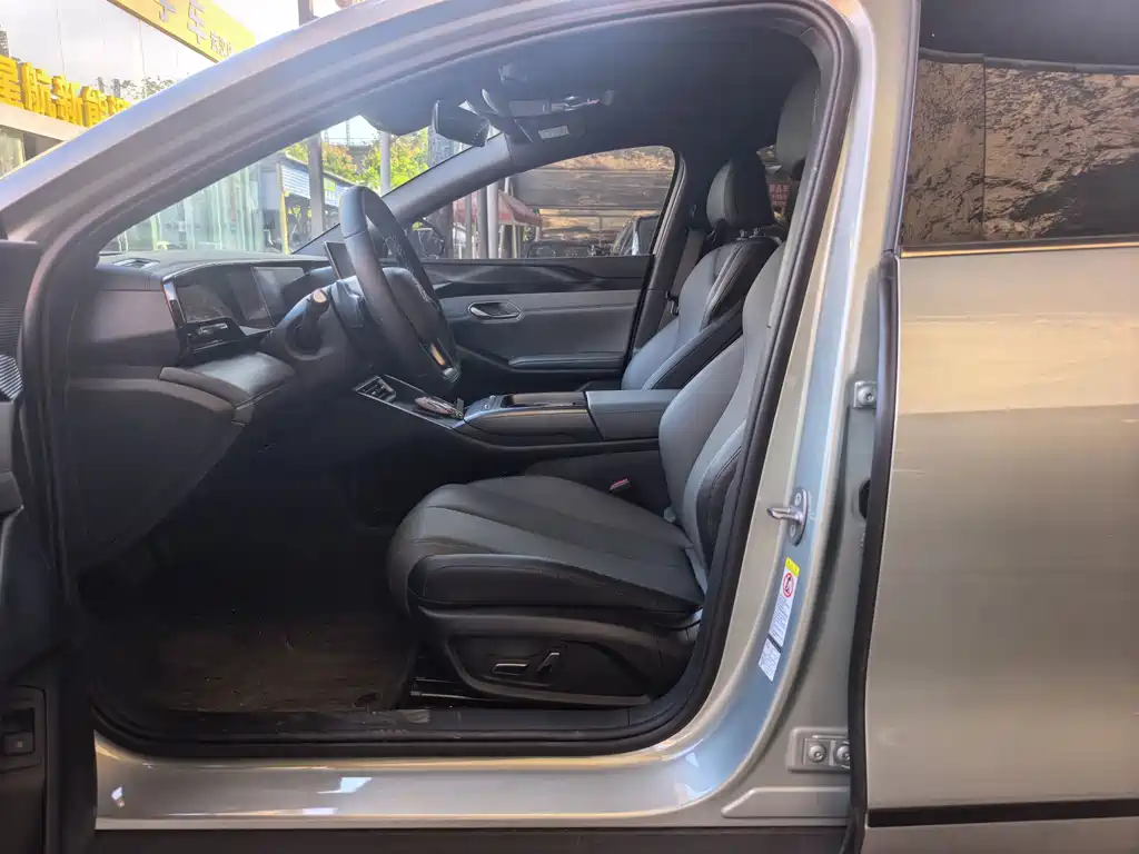 BYD Qin L — миниатюра 5