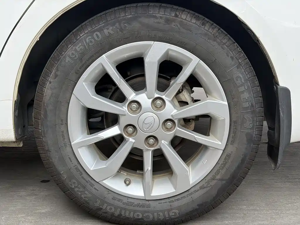 SOUEAST SOUTHEAST A5 WING DANCE