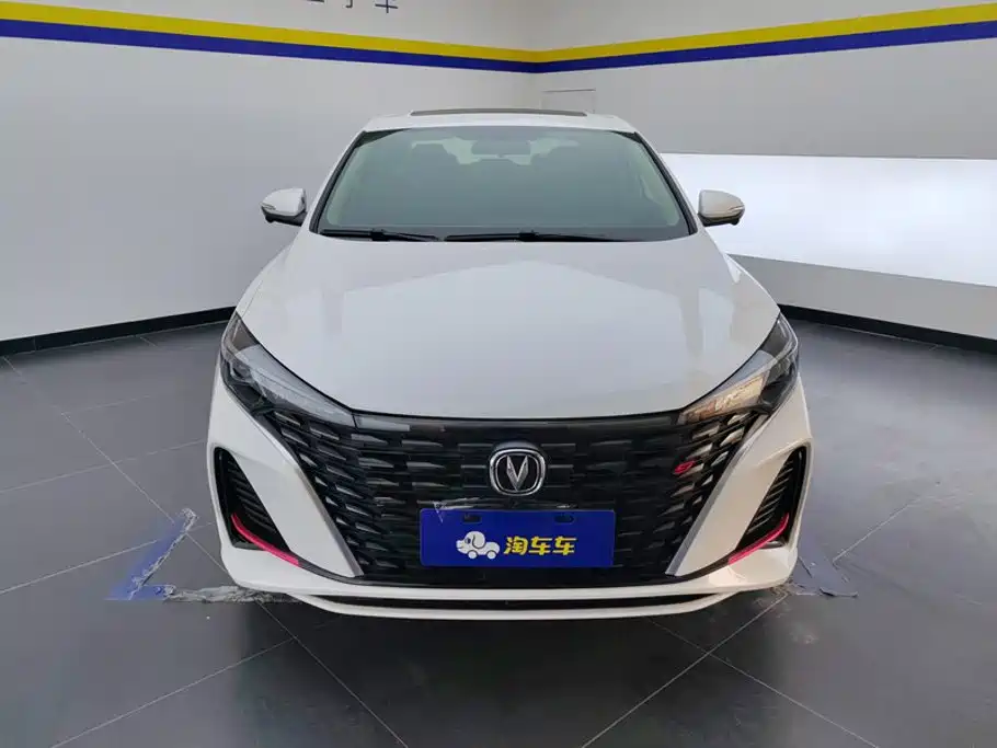 Changan Eado — миниатюра 2