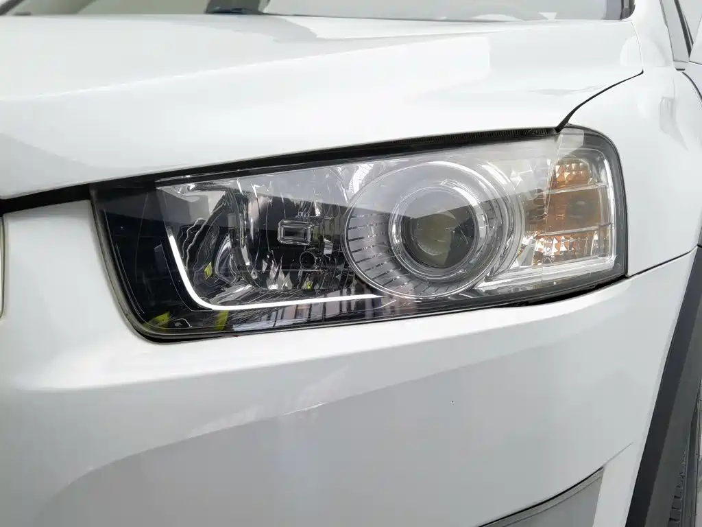 Chevrolet Captiva — миниатюра 7