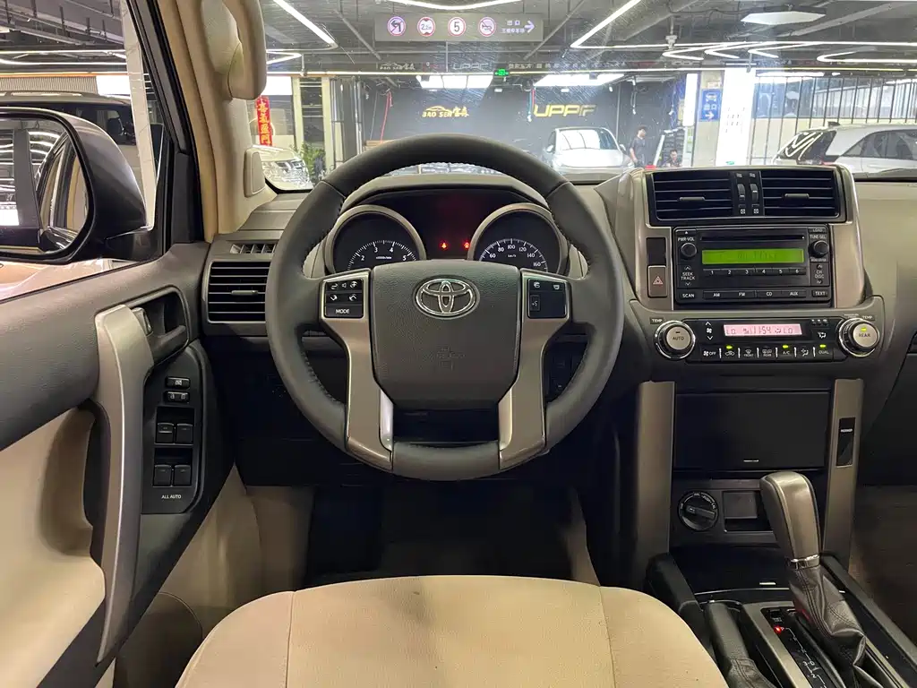 Toyota Prado (Import) — миниатюра 11