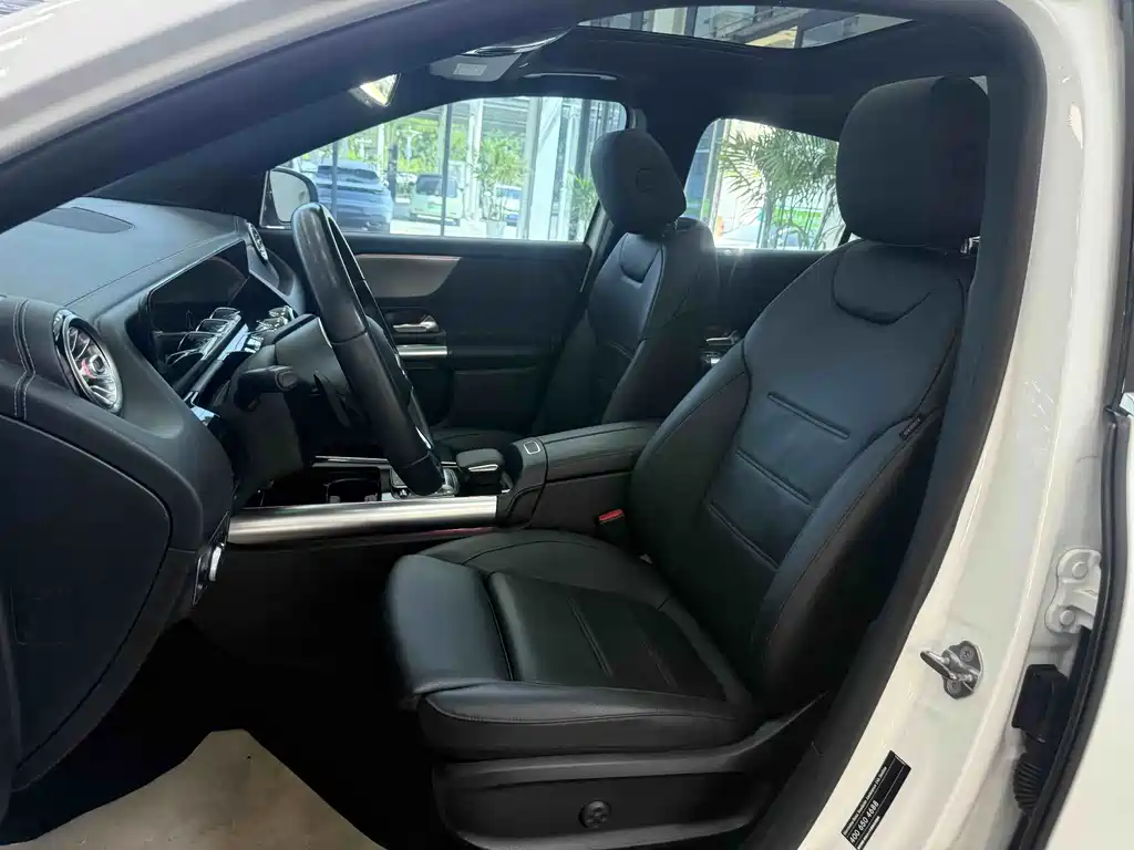 Mercedes-Benz GLA — миниатюра 11