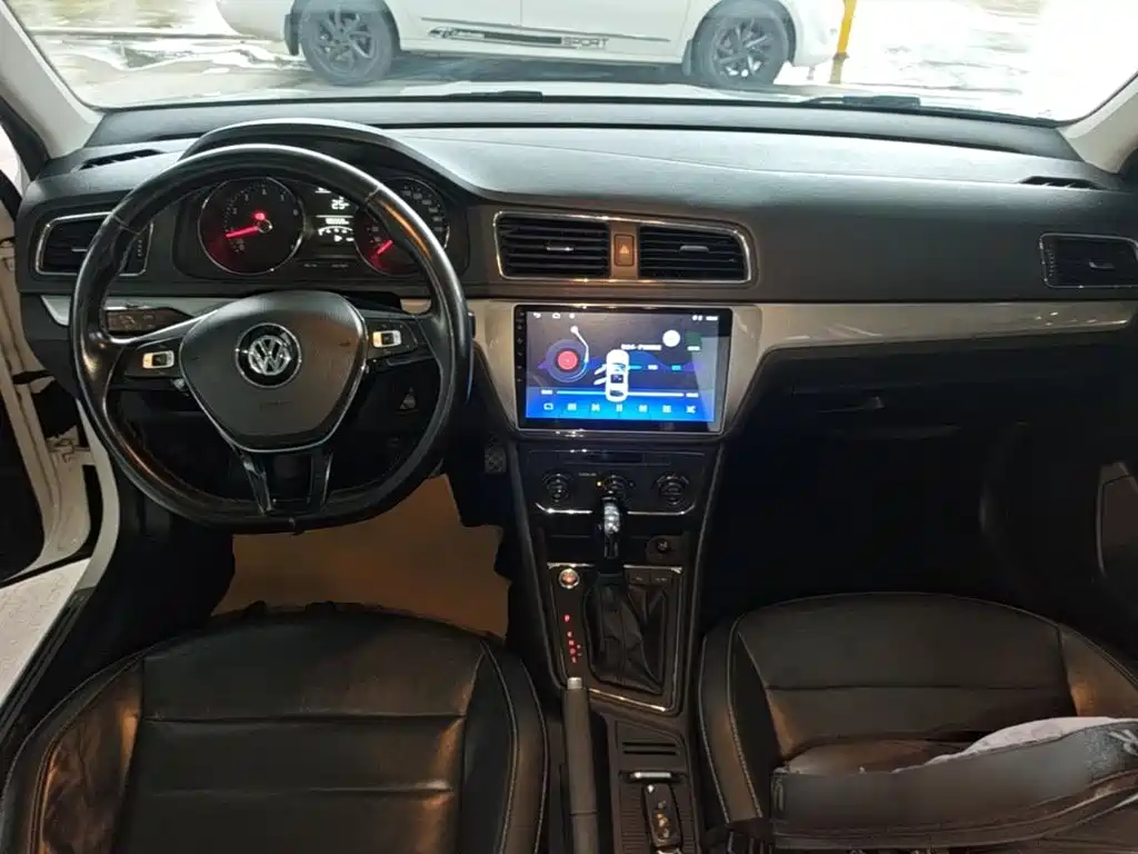 Volkswagen Gran Lavida — миниатюра 10