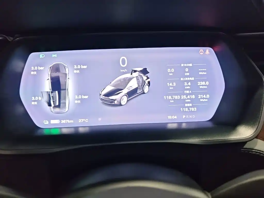 Tesla Model X — миниатюра 12