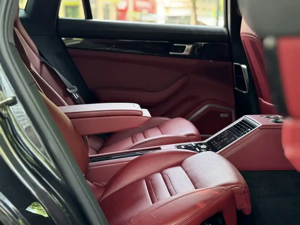 Porsche Panamera — миниатюра 15