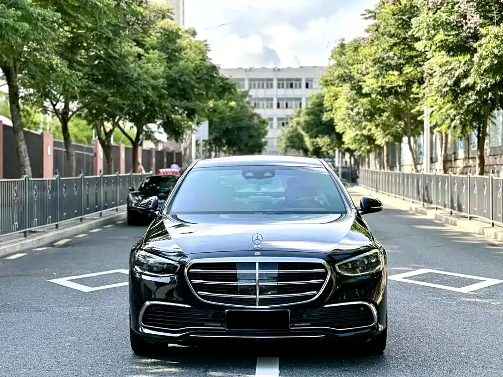 Mercedes-Benz S-Class — миниатюра 2