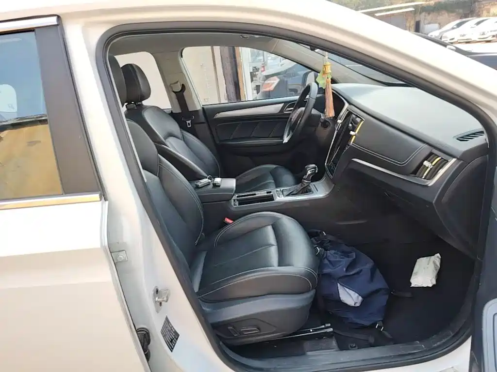 Roewe RX5 — миниатюра 25