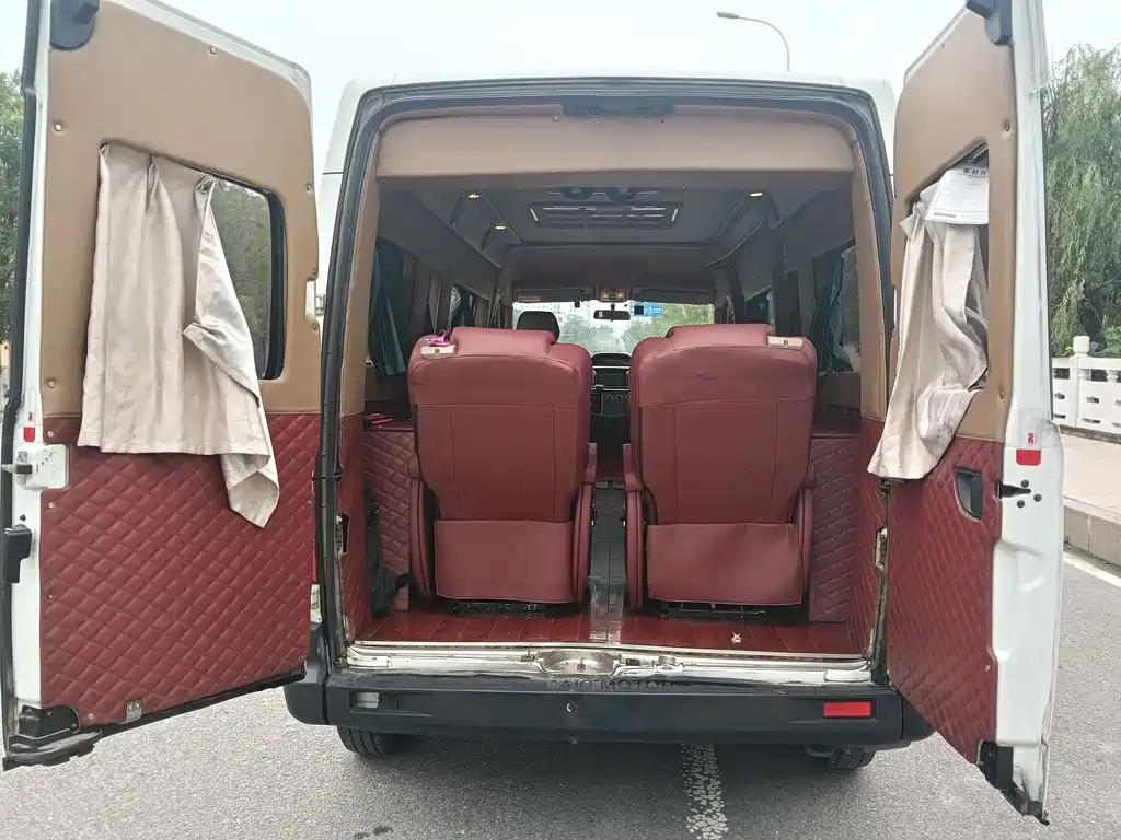 Maxus V80 — миниатюра 11