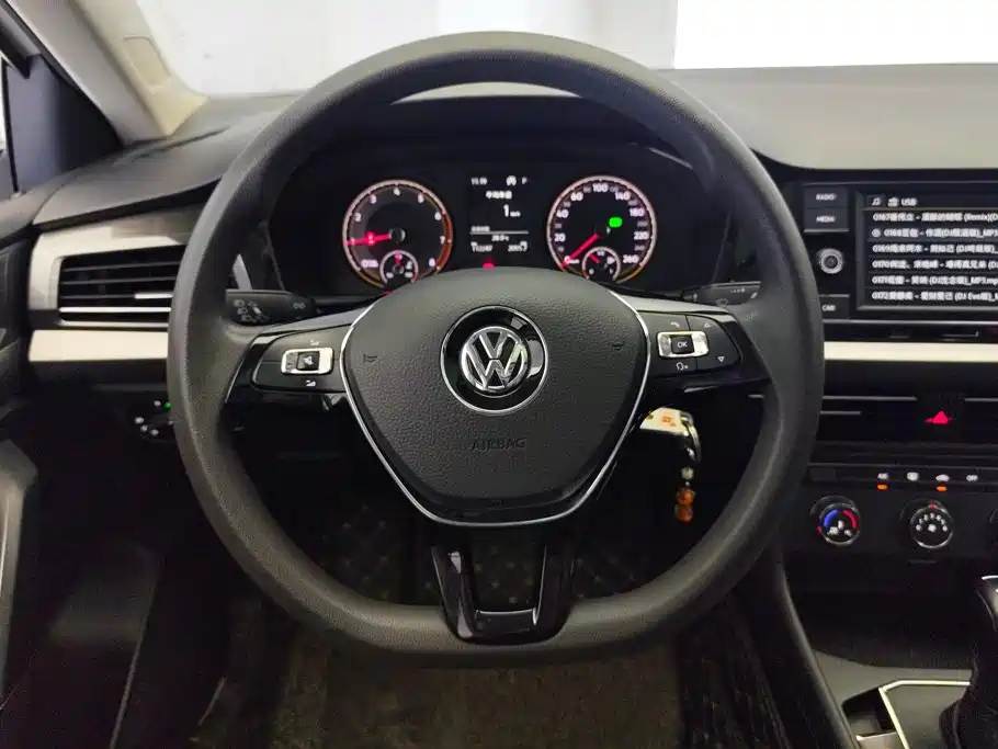 Volkswagen Lavida — миниатюра 15