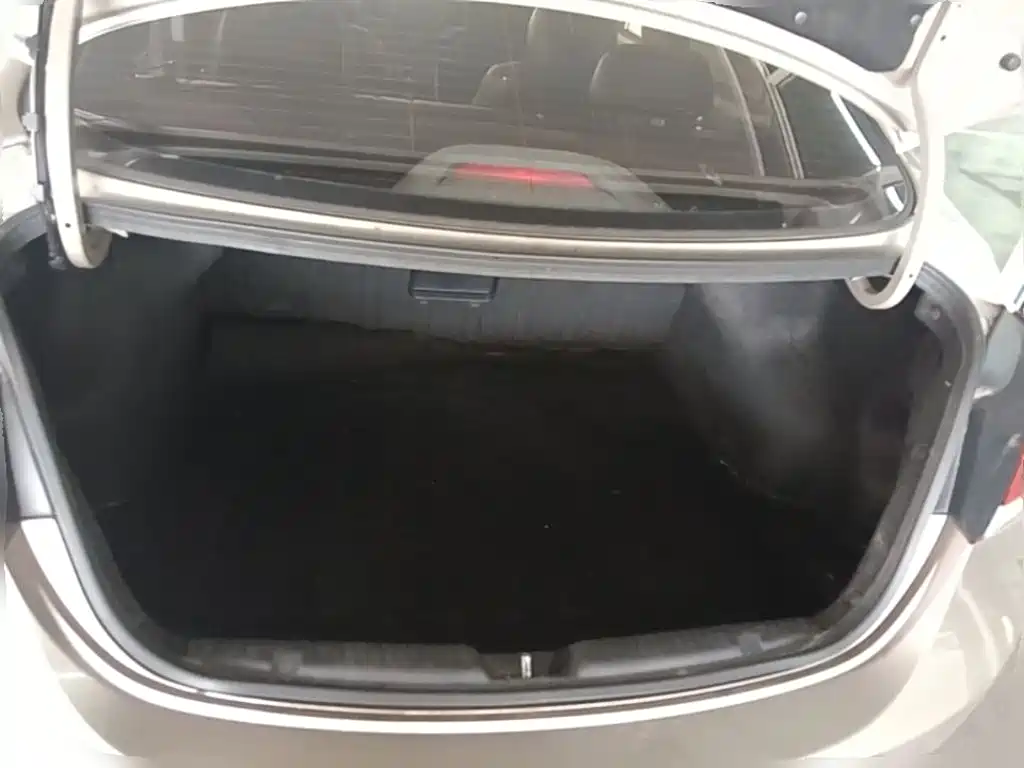 Hyundai Elantra Langdong — миниатюра 24