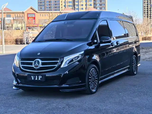 MERCEDES-BENZ V CLASS