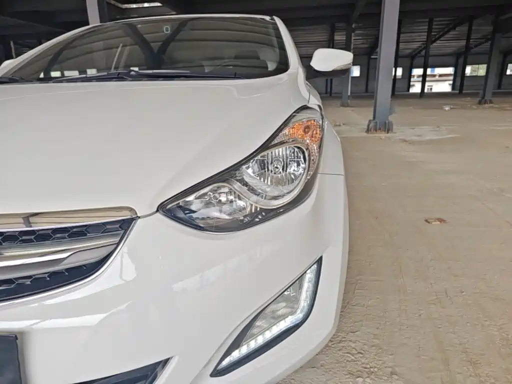 Hyundai Elantra Langdong — миниатюра 24