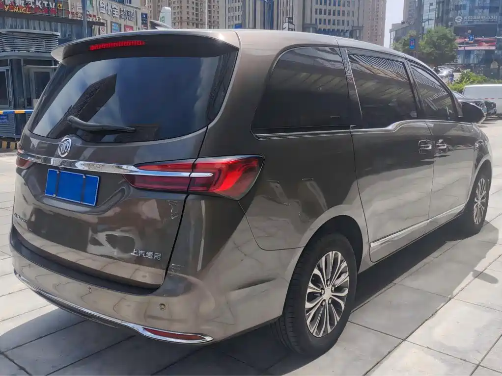 Buick GL8 — миниатюра 4