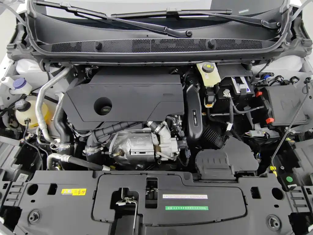Peugeot 408 — миниатюра 6