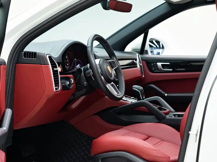 Porsche Cayenne Hybrid — миниатюра 9