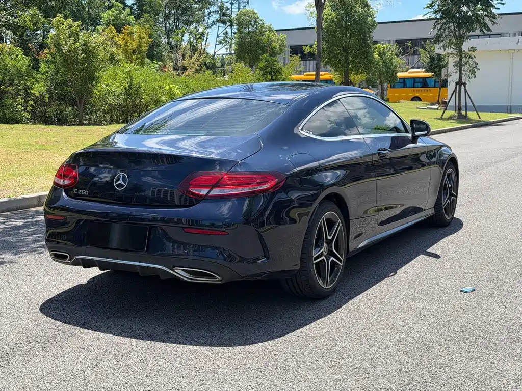 Mercedes-Benz C-Class (Import) — миниатюра 4