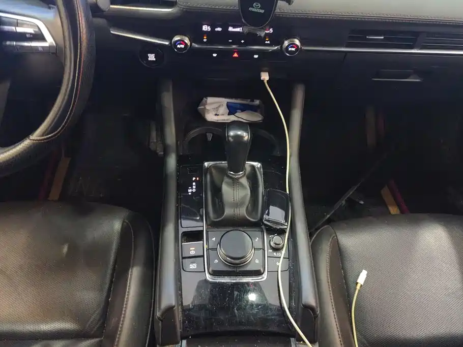 Mazda 3 Axela — миниатюра 16