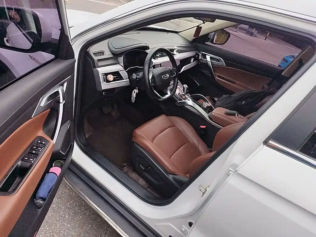 Geely Boyue — миниатюра 16