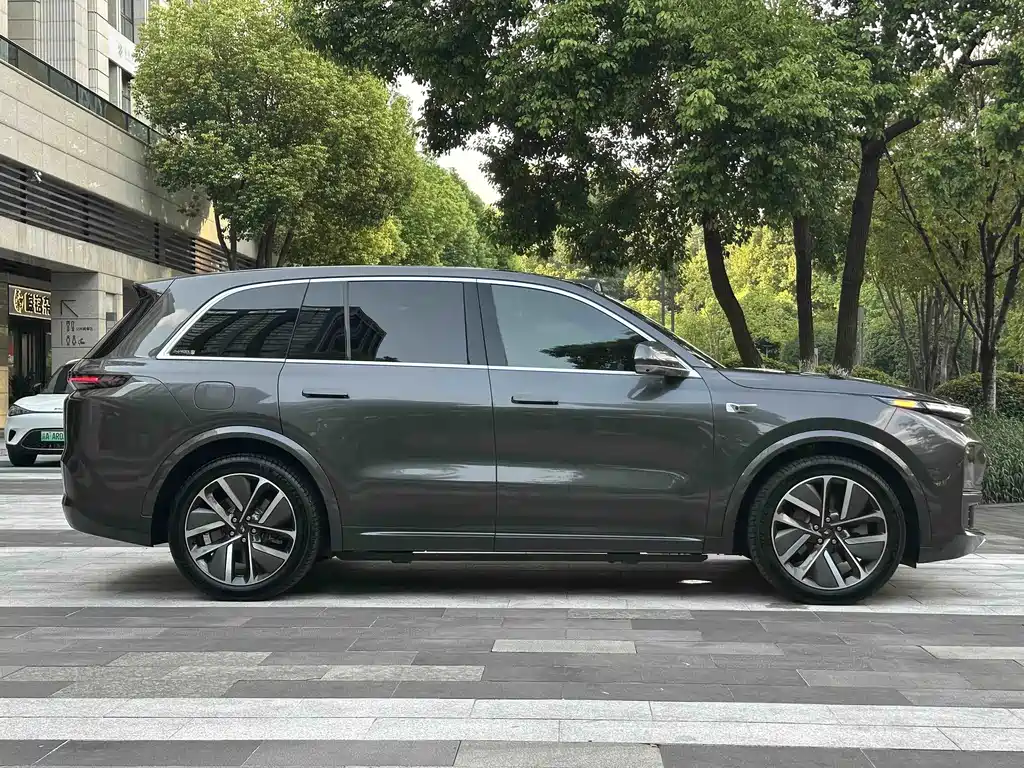 Li Auto Li L8 — миниатюра 5