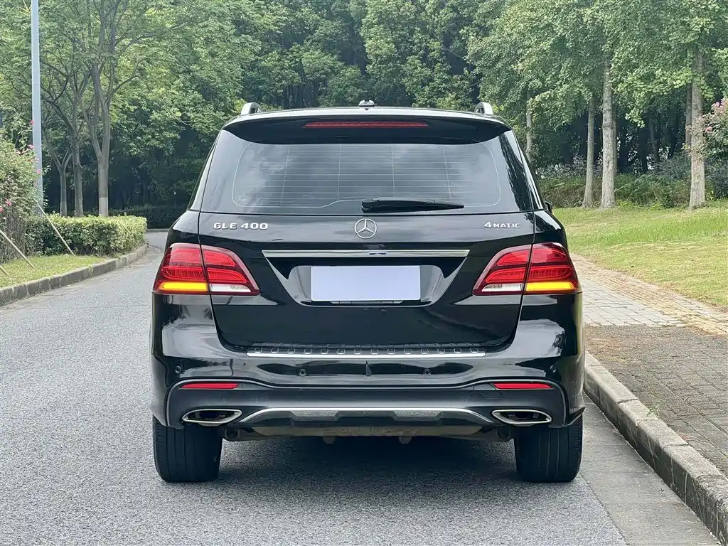 Mercedes-Benz GLE (Import) — миниатюра 5