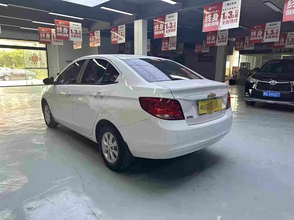 Chevrolet Sail — миниатюра 8