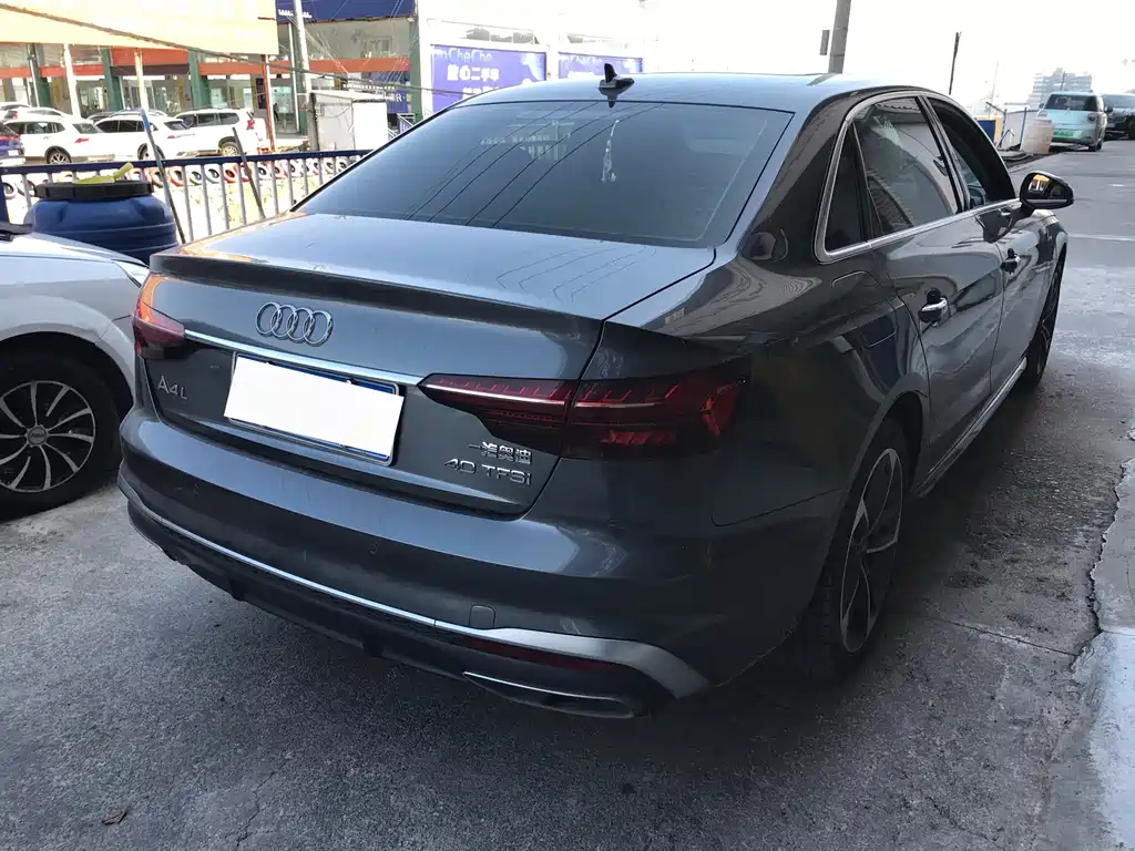 Audi A4L — миниатюра 4