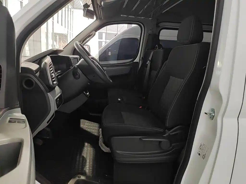 MAXUS V80 — миниатюра 15