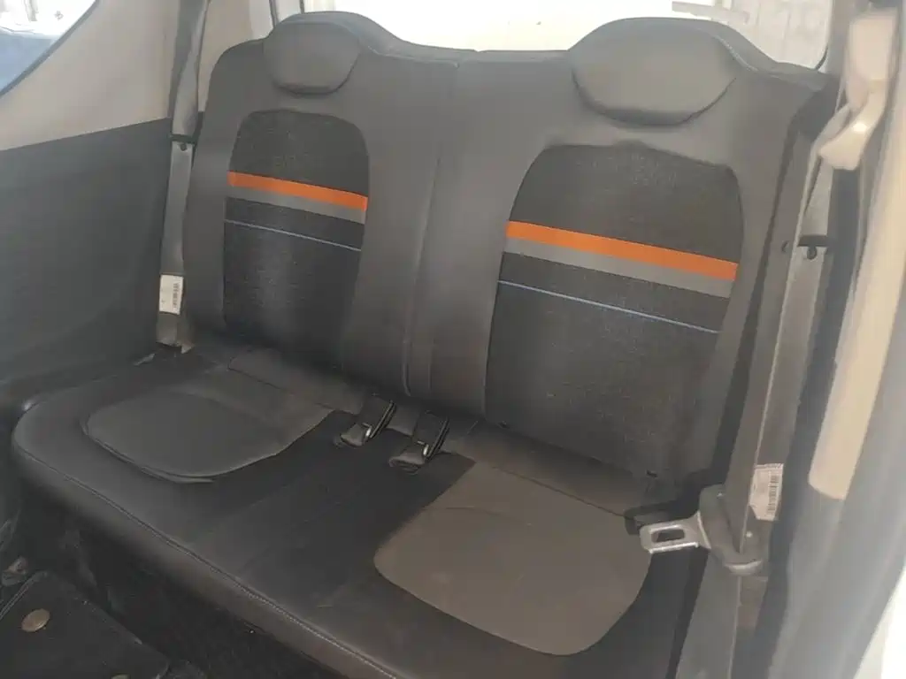 Wuling MINIEV — миниатюра 17