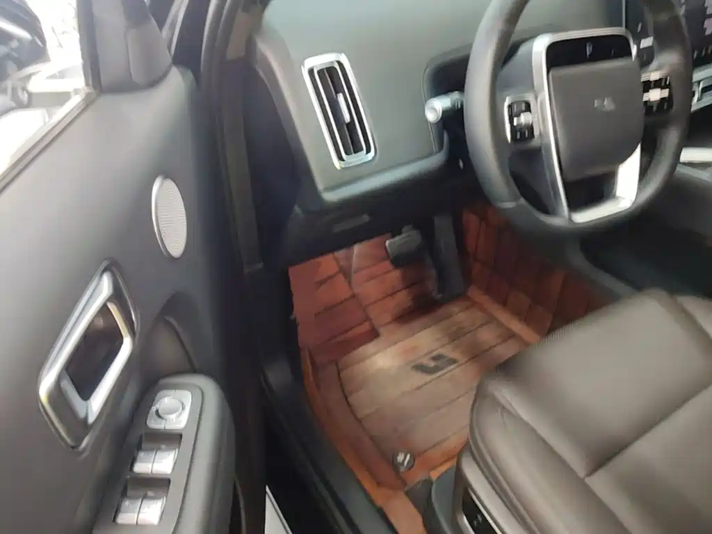 Li Auto Li L9 — миниатюра 16