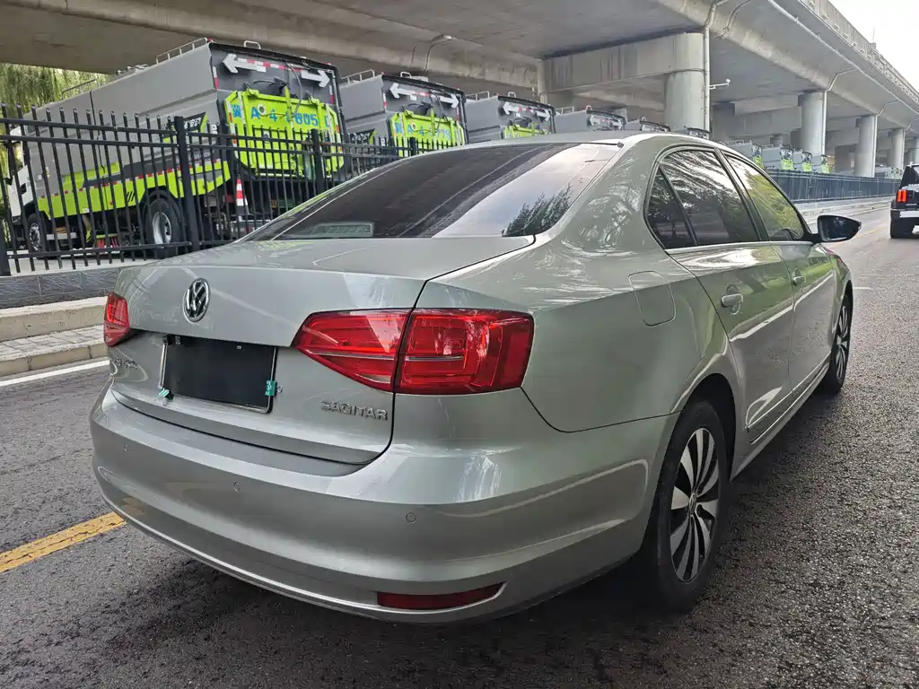 Volkswagen Sagitar — миниатюра 10
