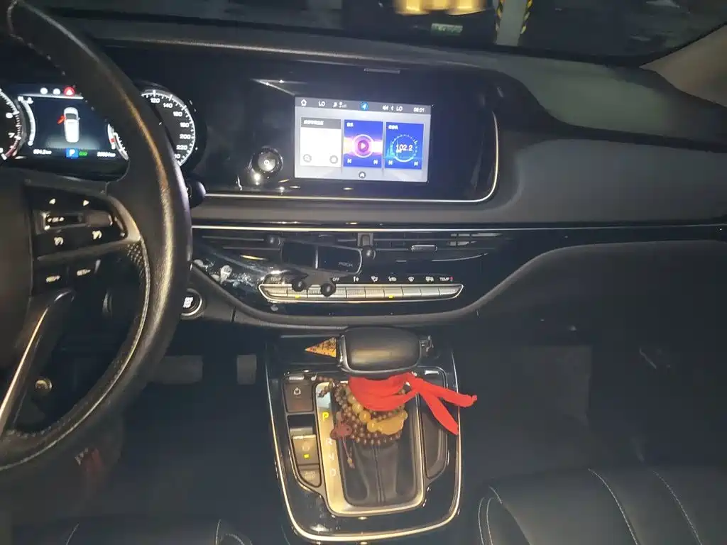 GAC Motor Trumpchi M6 — миниатюра 10