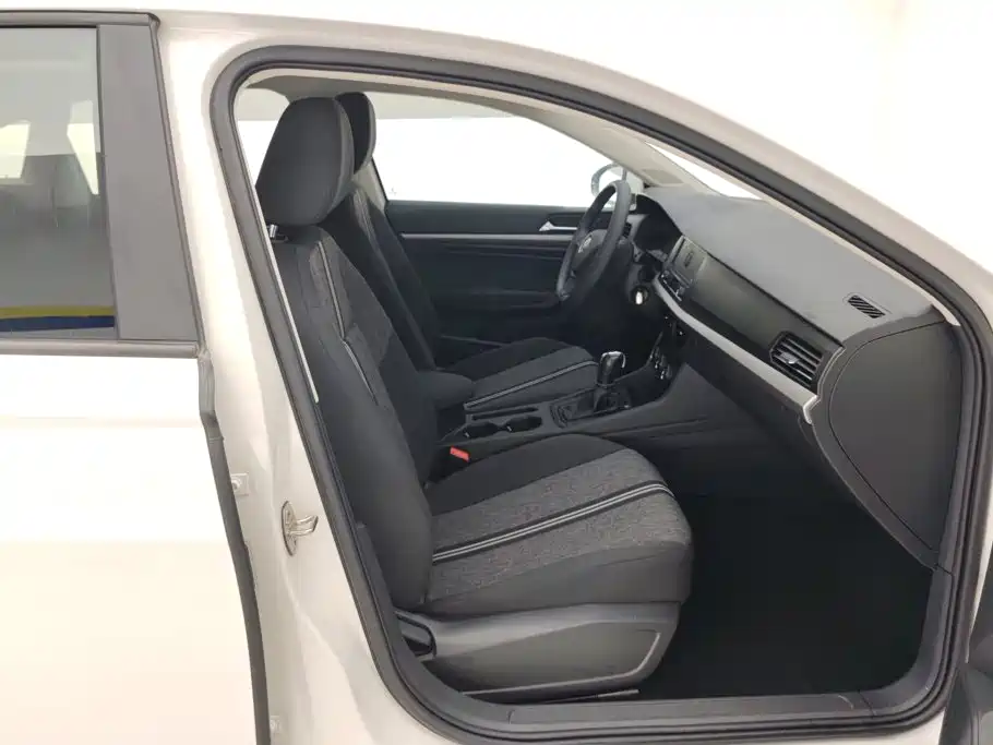 Volkswagen Lavida — миниатюра 8