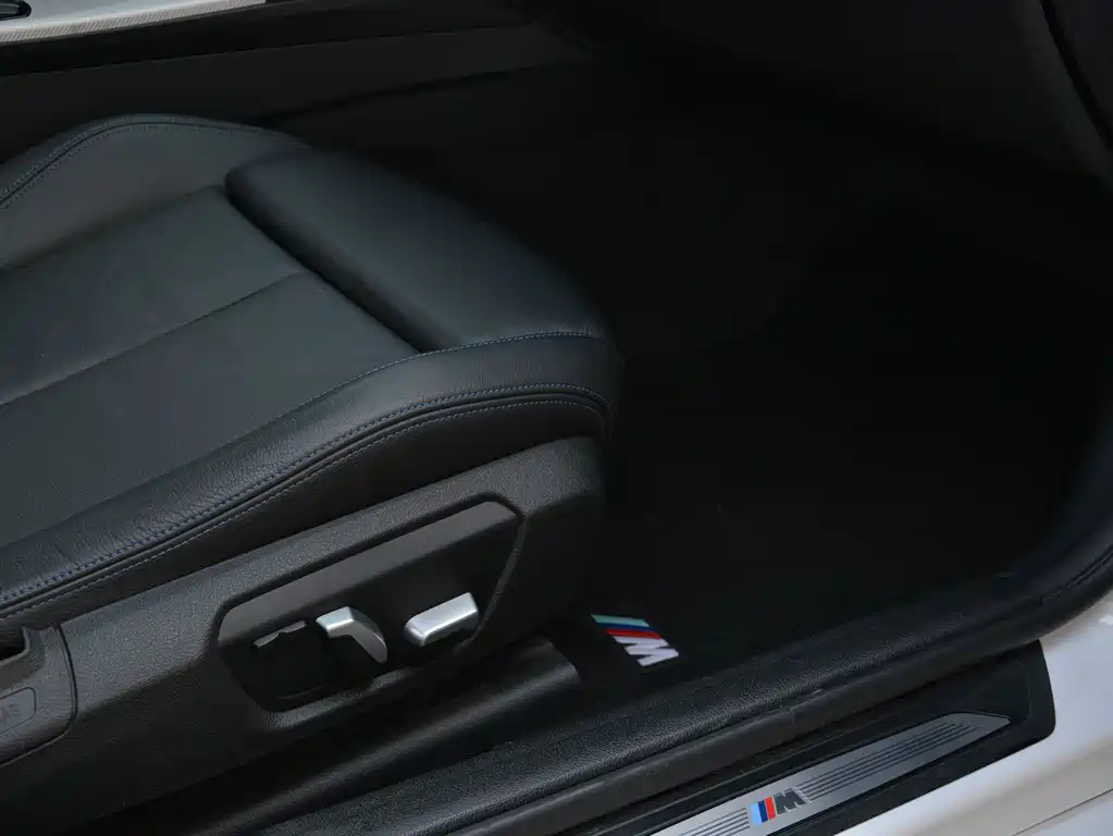 BMW 3 Series — миниатюра 18