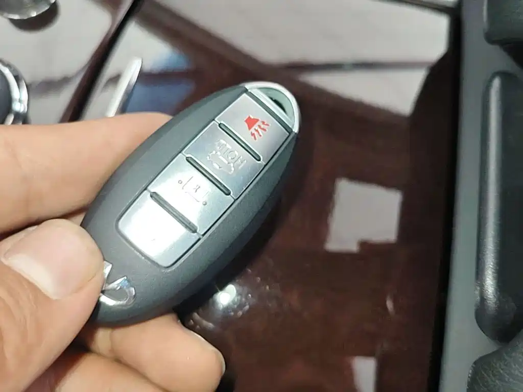 Infiniti Q70 — миниатюра 9