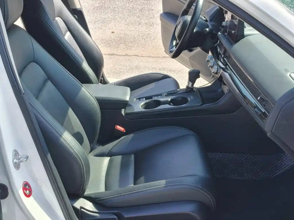Honda Civic — миниатюра 13