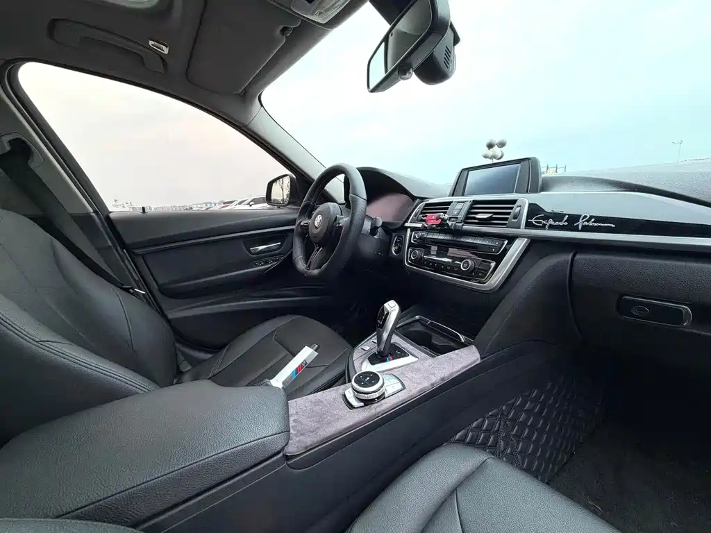 BMW 3 Series — миниатюра 9